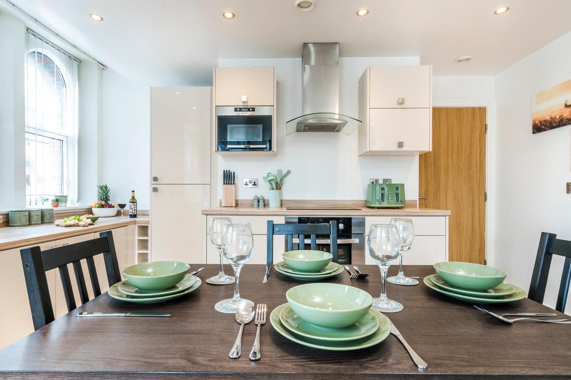 Cavern Quarters: Centre By Garudy Serviced Liverpool