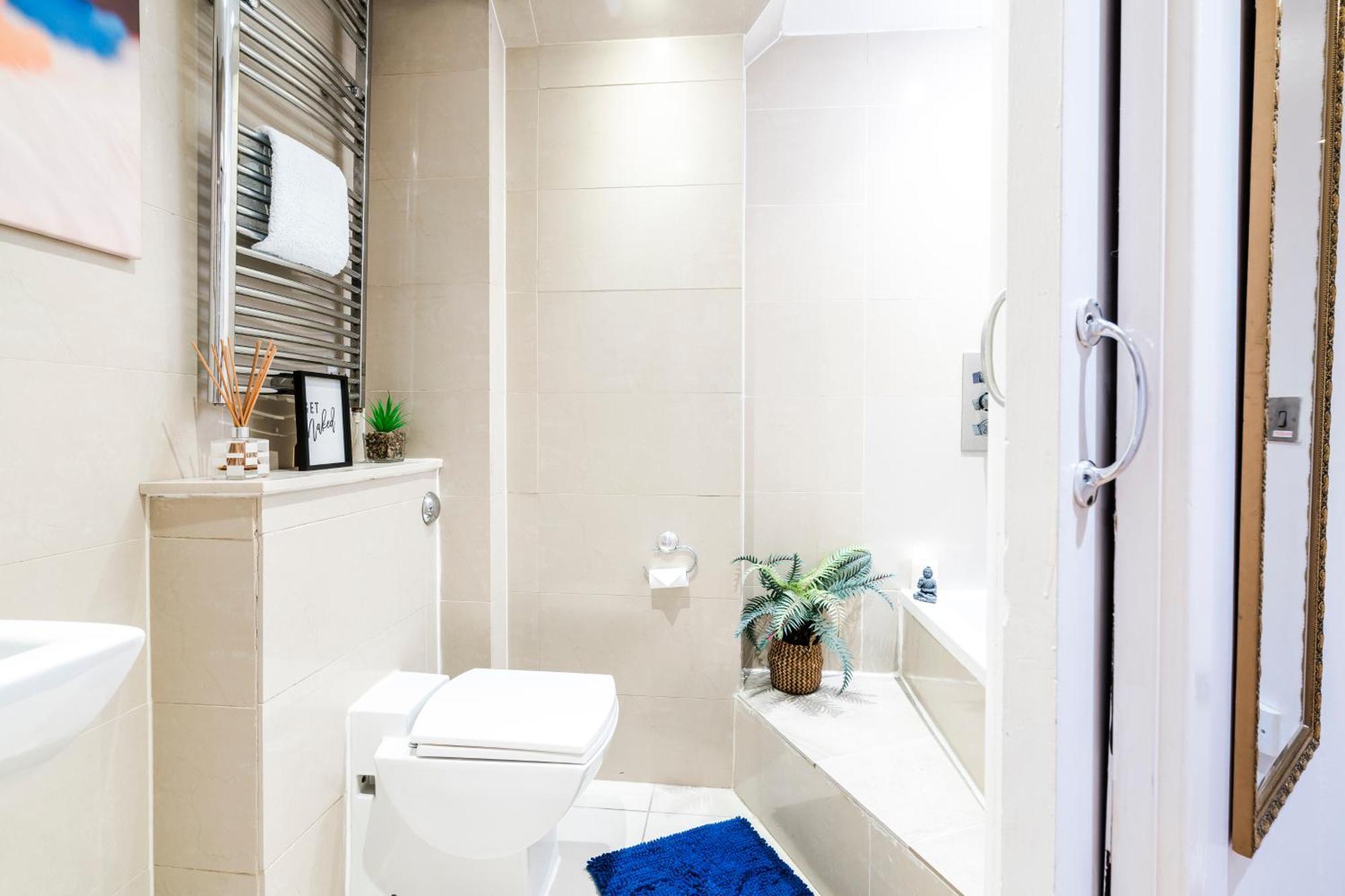 Cavern Quarters: Centre By Garudy Serviced Apartment
